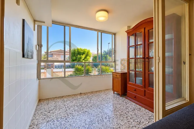 Piso en Bellavista, San Juan de Alicante, con 3 dormitorios, terraza y parking, a 2km de la playa — 8
