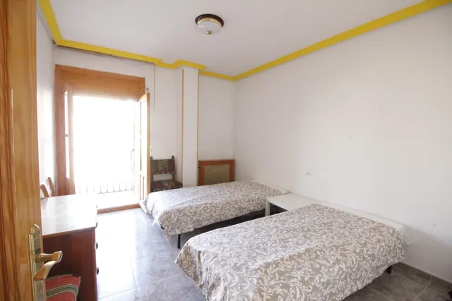 EXCELENTE CASA EN EL CENTRO DE BAZA!!!! — 9