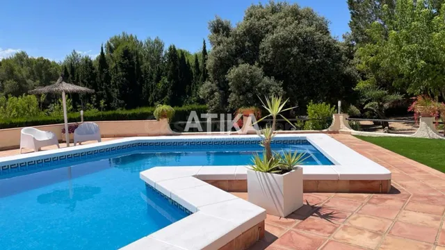 EN VENTA – EXCLUSIVO CHALET EN ONTINYENT CON EXCELENTE UBICA - foto 4