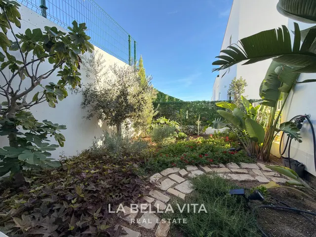 Villa moderna con sótano y piscina privada en venta en Finestrat - Benidorm — 14