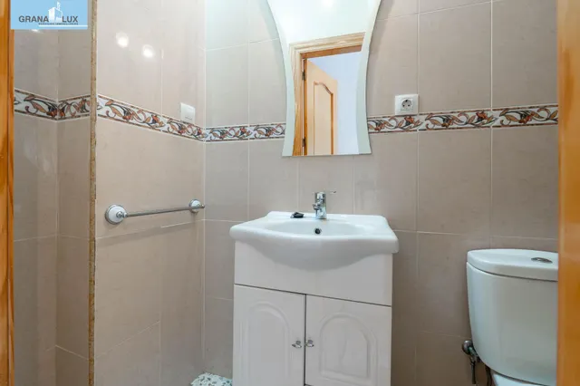 Encantadora casa en El Fargue, Granada. — 18