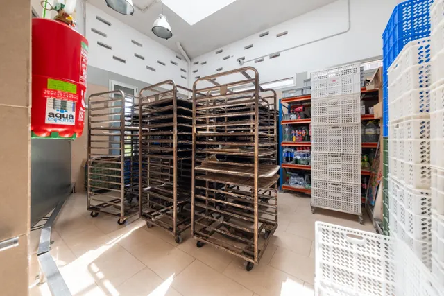 PANADERÍA HISTÓRICA CON MÁS DE 90 AÑOS DE TRAYECTORIA + VIVIENDA — 10