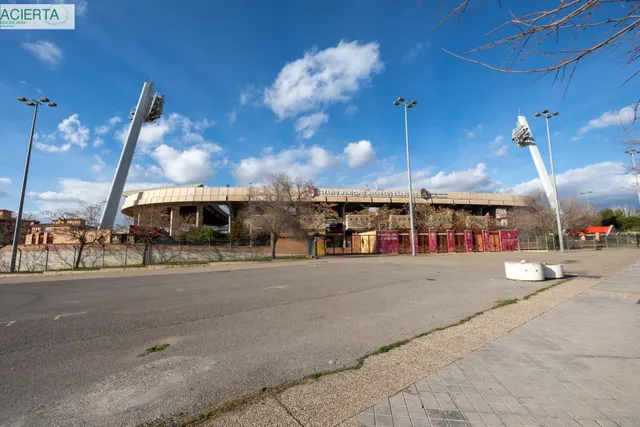 Piso reformado en zona Zaidin — 38