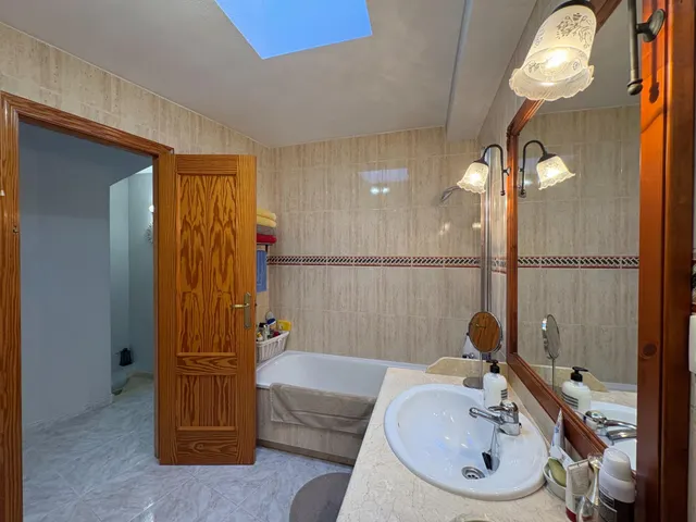 Espectacular Bungalow en El Rebolledo - Ideal para Entrar a Vivir por €305,000 — 17
