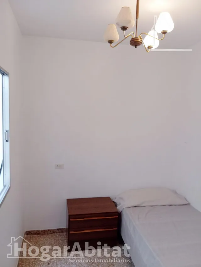 ¡Vistas a las montañas! Casa luminosa con garaje y dos grandes terrazas, cerca del ayuntamiento — 23