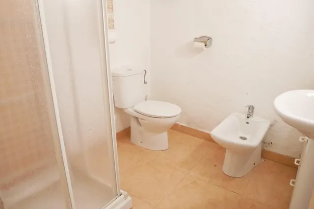 Casa independiente con parcela llana de 620 m2 en Aiguaviva, Vidreres — 16