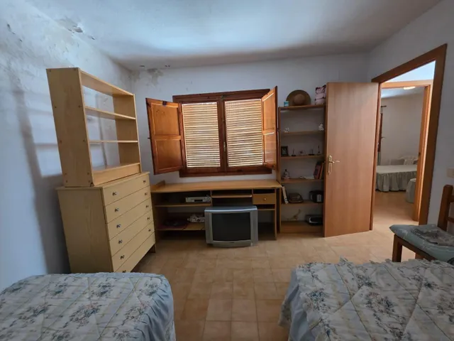 Magnifica vivienda para reformar, buena ocasion para invertir — 17