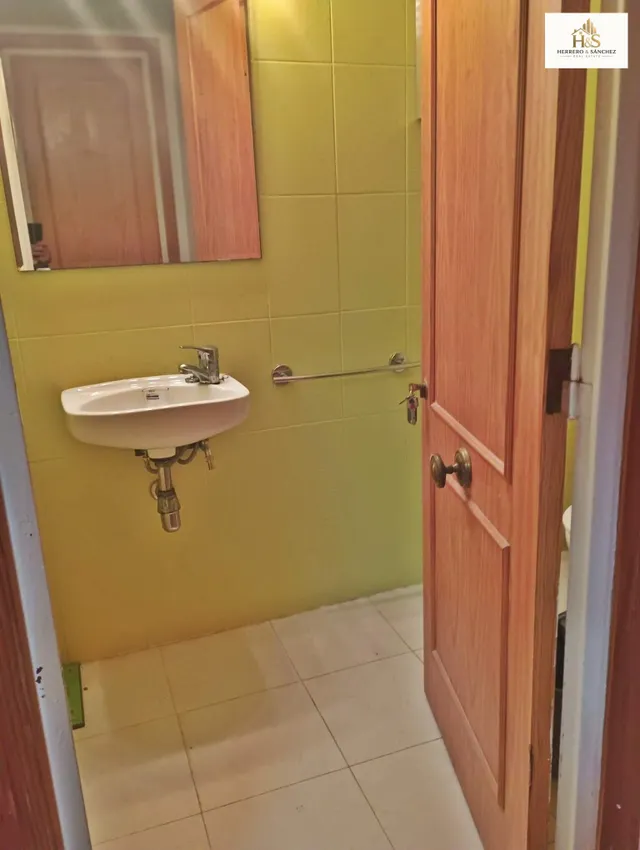 Se alquila oficina en entreplanta - calle castaños - zona centro - Alicante — 13