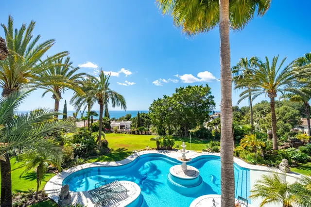 Chalet 14 habitaciones 2100m² en venta - Marbella — 13