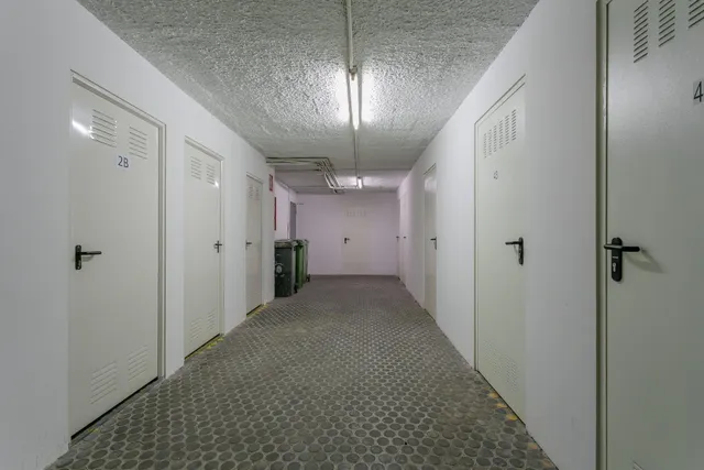TRATESTERO EN VENTA EN EL CENTRO DE GRANADA — 10