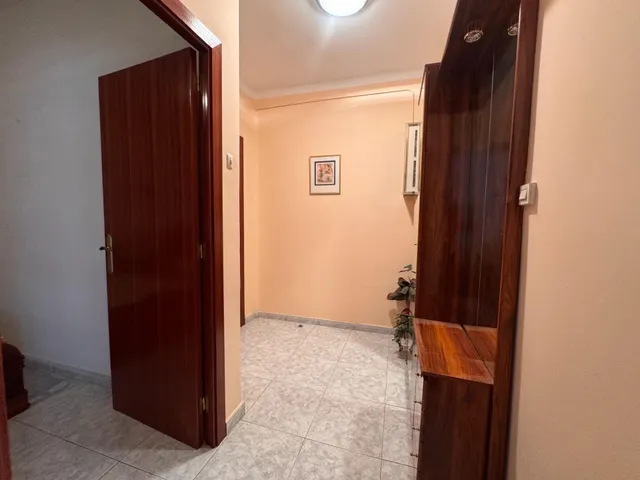 Piso en buena zona, ascensor y listo para entrar! — 12