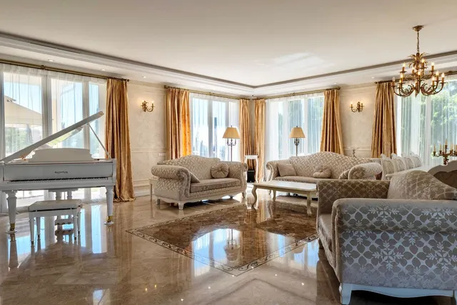 Chalet 4 habitaciones 450m² en venta - Marbella — 4