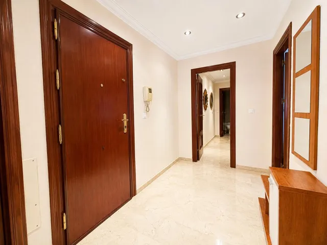 PISO CENTRICO EN ALQUILER CON GARAJE — 8