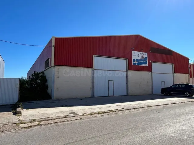Nave industrial diáfana en Villanueva de Castellón - foto 5