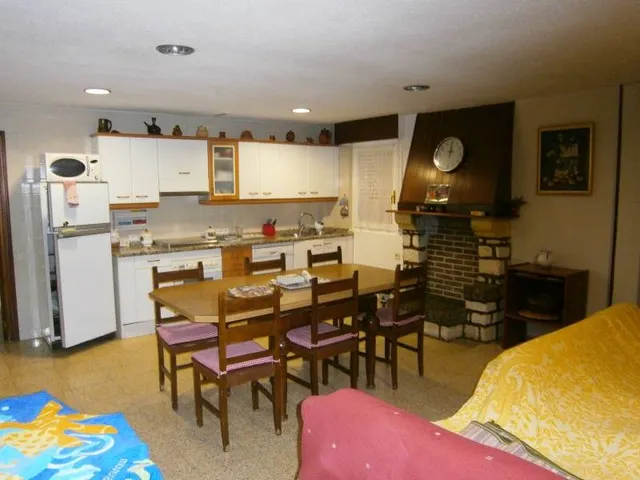 VENTA CHALET ZONA SAN FRONTIS-CARRASCAL, 6 habitaciones, TRES BAÑOS, PISCINA, GRAN PARCELA — 27