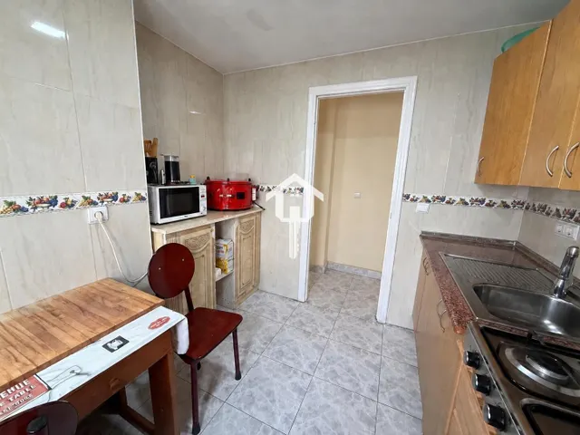 PISO EN VENTA EN ALICANTE. 66m2, 3 habitaciones, 1 BAÑO, CUARTA PLANTA SIN ASCENSOR. ZONA DE ALTOZANO — 32