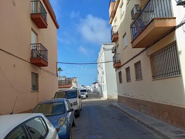 VENTA DE PISO SIN POSESIÓN EN LEPE (HUELVA) - foto 3