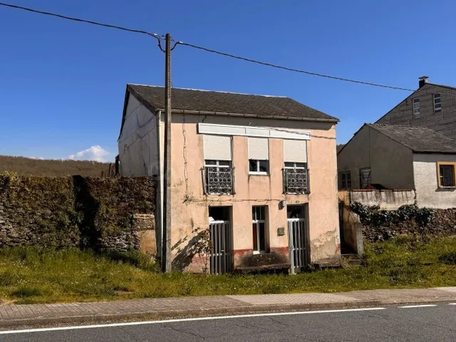 CASA PARA REFORMAR EN VIANA DO BOLO (OURENSE)