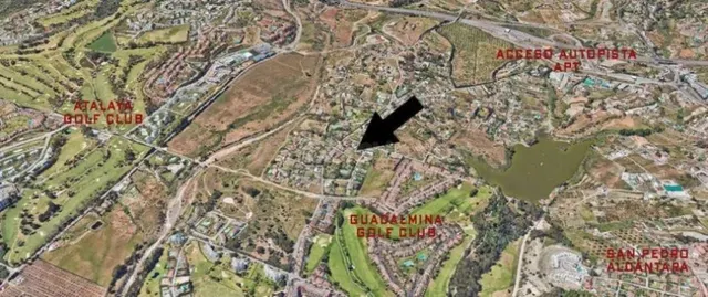 Terreno exclusivo para villa de lujo en Guadalmina Alta — 2