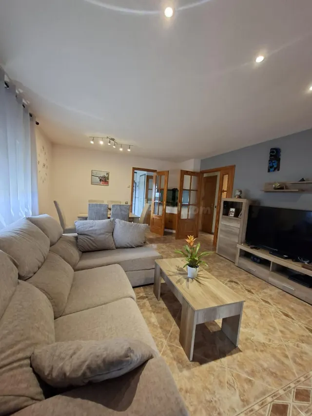 Amplia Casa en els Muntells con terrazas- Ideal para Familia - foto 3
