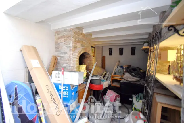CASA CON CINCO TERRAZAS Y PAELLERO CERCA DE LA PLAYA — 38