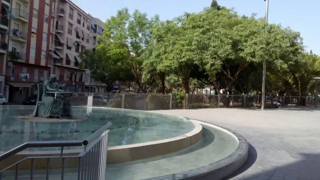 SOLA URBANO CERCA PLAZA DE LA APARADORA DE ELCHE — 3
