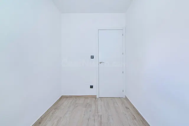 Venta 5 dormitorios. baño. aseo. reformado — 21