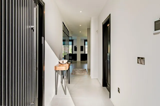 Exclusividad, diseño y privacidad en una de las mejores zonas residenciales de Sevilla — 14