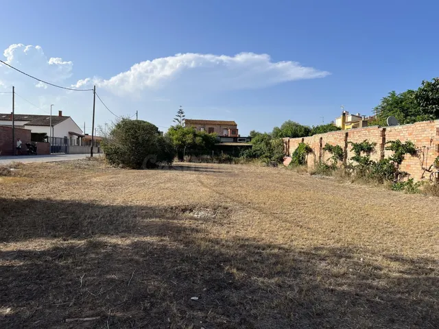 Casa para reformar con terrenos en venta en Vilamacolum, Alt - foto 3