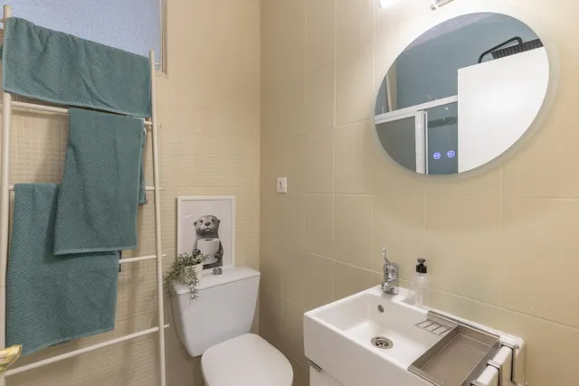 Piso ideal para inversión con alta rentabilidad junto a facultades de  Cartuja en Granada — 18