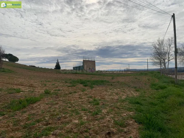 TERRENO URBANO EN VILLALBA DE DUERO - foto 4