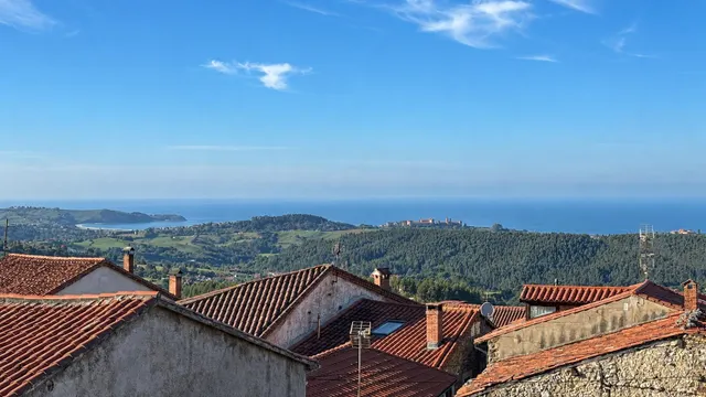 Vivienda con terraza y vistas al mar en canales — 24