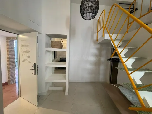 ¡ALQUILER! APARTAMENTO DÚPLEX DE OBRA NUEVA EN CASA SEÑORIAL - foto 2