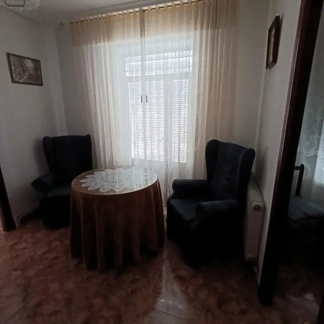 CASA PARA ENTRAR A VIVIR CON PATIO — 12
