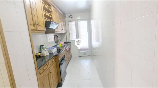 Piso grande y luminoso — 8