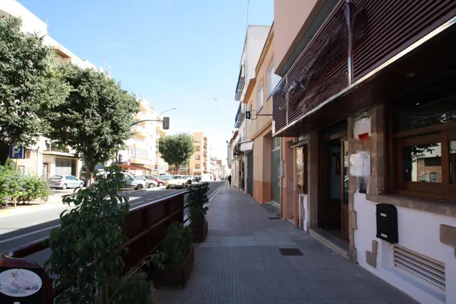 ✓Local Comercial en Benissa, Costa Blanca. URGE VENDER A BUEN PRECIO. — 2
