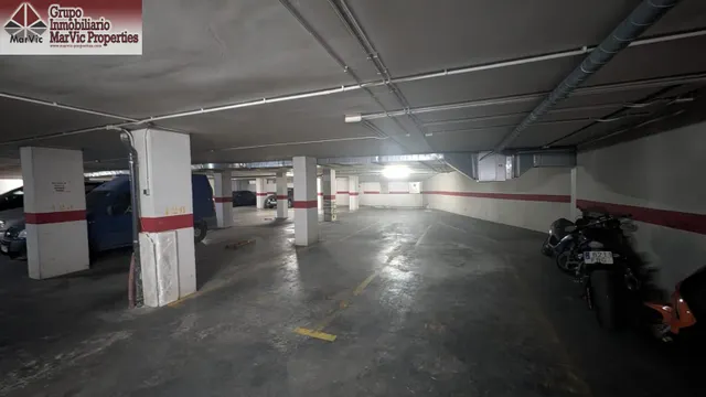 Garaje en Venta en Benidorm - Zona Poniente — 4