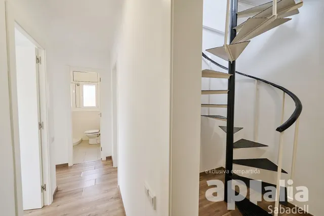 Espectacular casa en el centro de Sentmenat — 22