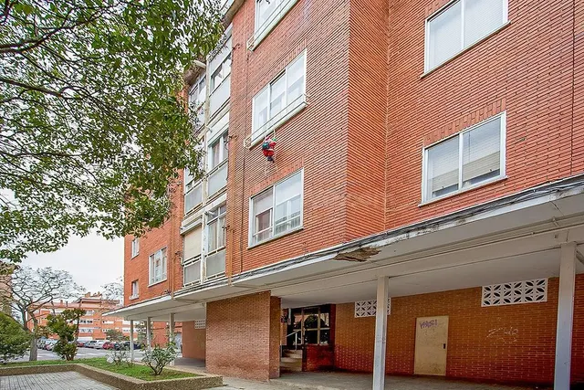 MONCASA VENDE VIVIENDA OCUPADA SOLO PARA INVERSORES