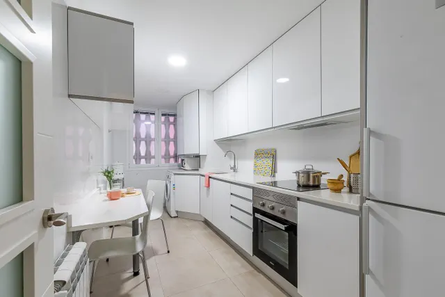Amplitud, diseño y comodidad junto a La Vaguada – Calle Julio Palacios, Madrid — 17