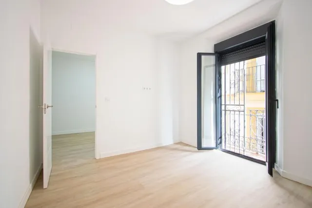 Piso en Venta en Sevilla Sevilla — 4