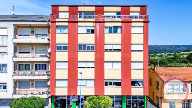 PISO para ENTRAR a VIVIR en Ponteceso(A Coruña) por 69990€.