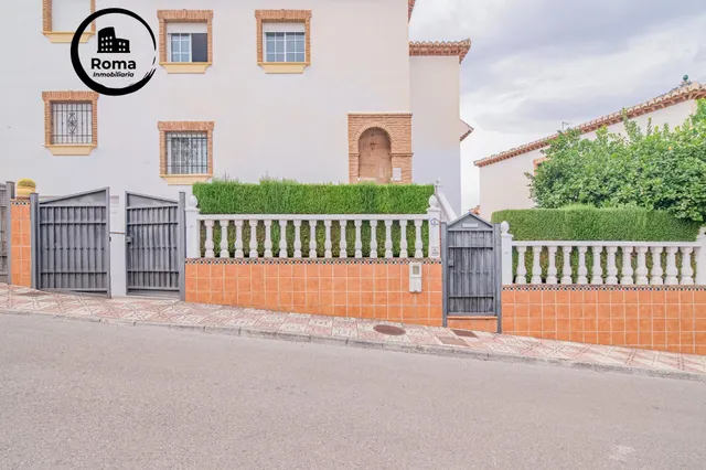 ¡AMPLIA CASA DE 4 DORMITORIOS, 3 BAÑOS Y CALEFACCIÓN CENTRAL EN LA ZUBIA! ✨ — 50