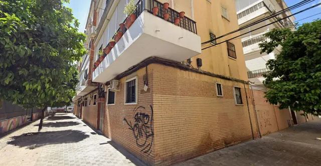 Venta piso en Sevilla — 3