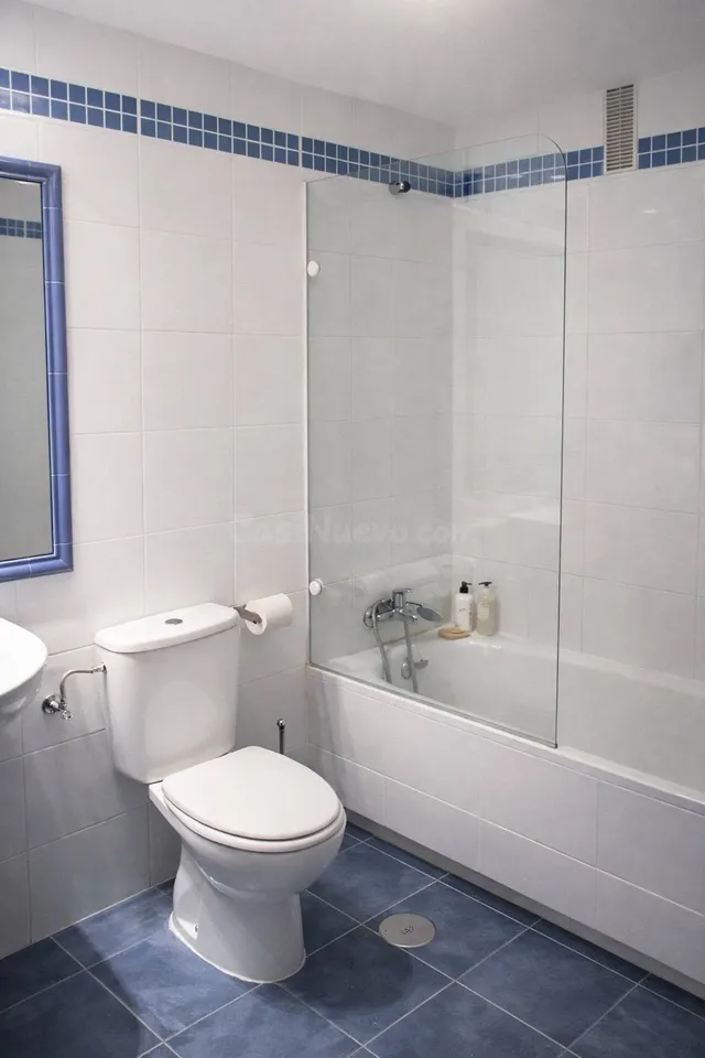 Magnífica vivienda en Las Tablas, ideal para vivir o inverti - foto 5
