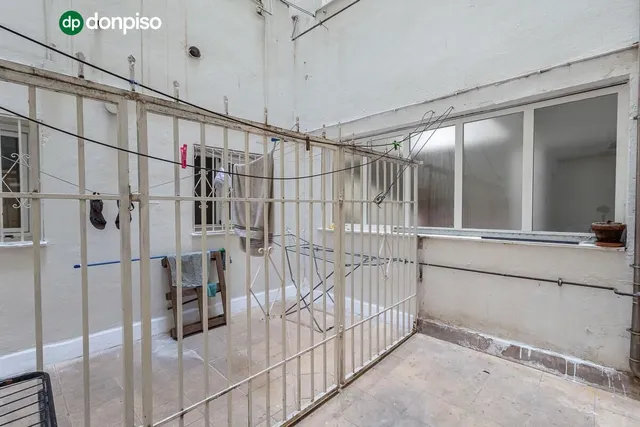PISO REFORMADO EN VENTA · PEDRO ANTONIO DE ALARCÓN · GRANADA — 7
