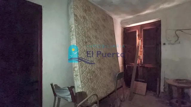 CASA DE CAMPO EN LOS CÁNOVAS PARA REFORMAR – REF. 2115 — 18