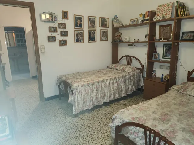 CASA SOLA EN UN LUGAR EMBLEMÁTICO — 20