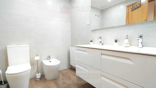 MAGNÍFICO PISO DE CUATRO DORMITORIOS Y GARAJE EN EL CASCO URBANO DE VINAROZ PARA ENTRAR A VIVIR — 41
