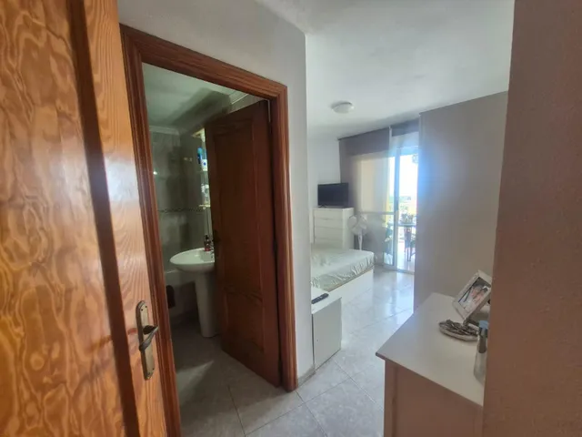 Piso en 1ª línea del mar, en el Corazón de Águilas, ¡Tu Nuevo Hogar a Pasos del Mar! — 5